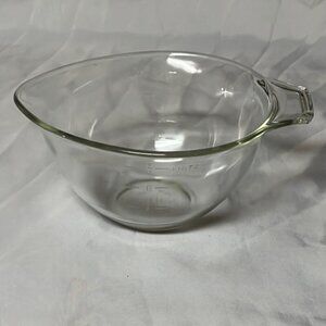 Vintage Pyrex Originals Clear 2 Qt Mix and Measure Bowl